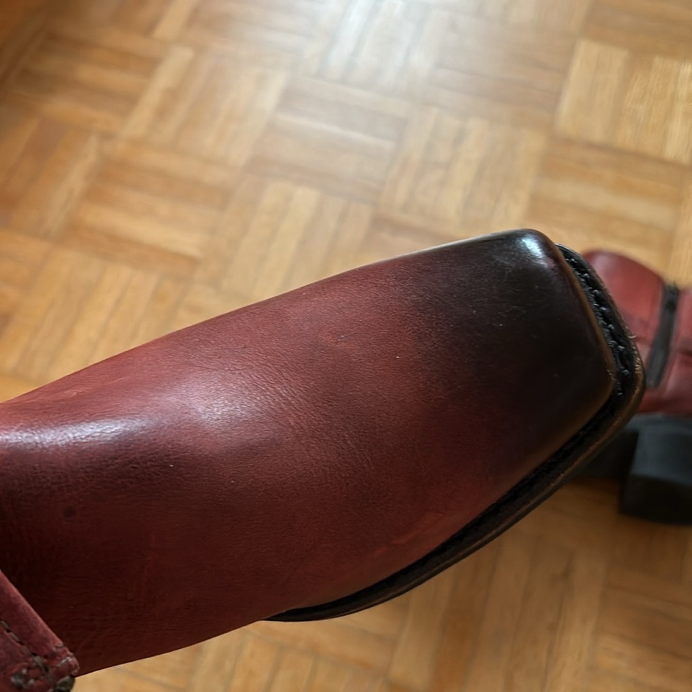 Frye - Picture 10 of 16